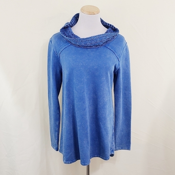 Soft Surroundings Lace Cowl Pullover Blue Terry EUC Medium - Picture 1 of 7